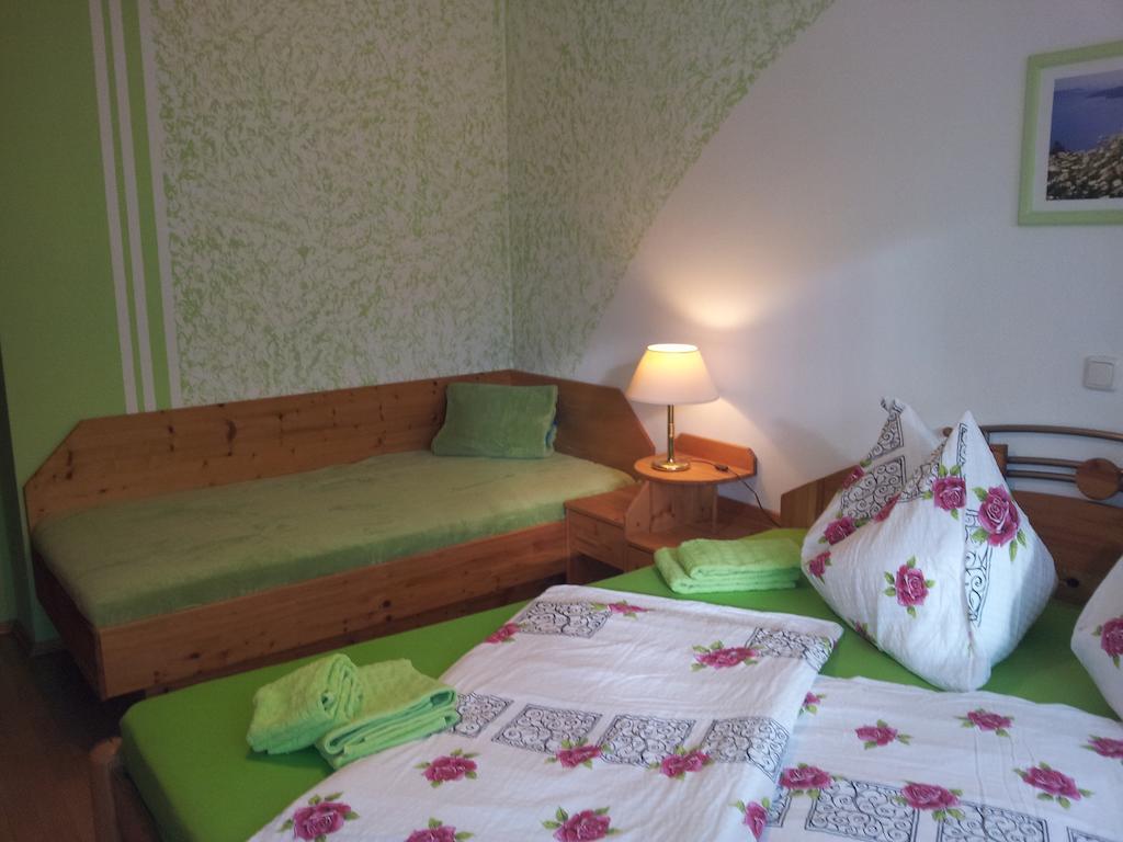 Ferienwohnung Anna Zechner Flattach Zimmer foto